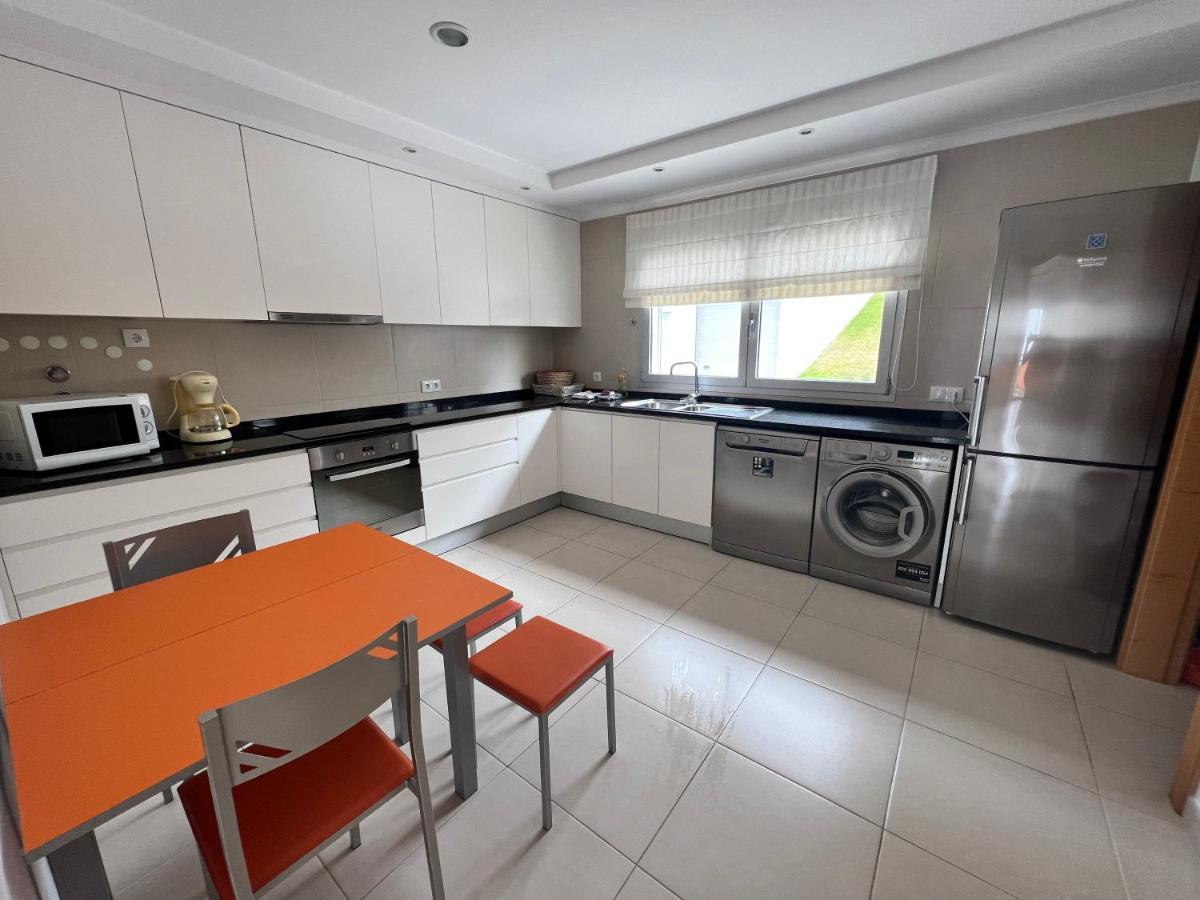Villa With Views Over The Atlantic Ocean And Swimming Pool Famalicao Екстер'єр фото